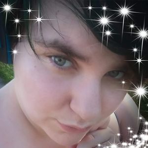 Meet your Posher, Carrie